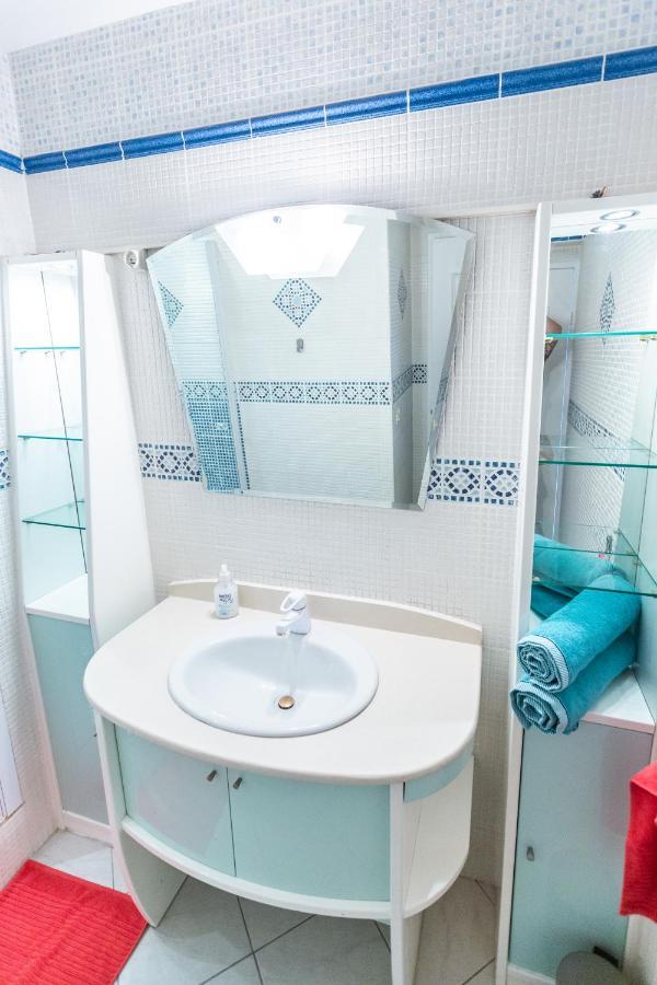Superbe 100M2 - 2 Balcons - Proche Gare - Climatise Apartment Marseille Ngoại thất bức ảnh